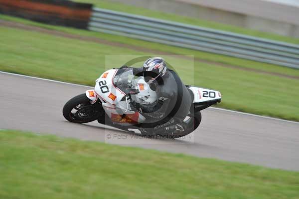 Motorcycle action photographs;Rockingham;Rockingham photographs;Trackday digital images;event digital images;eventdigitalimages;no limits trackday;peter wileman photography;rockingham corby northamptonshire;trackday;trackday photos