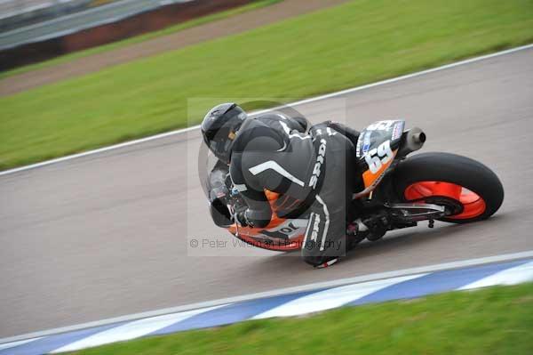 Motorcycle action photographs;Rockingham;Rockingham photographs;Trackday digital images;event digital images;eventdigitalimages;no limits trackday;peter wileman photography;rockingham corby northamptonshire;trackday;trackday photos