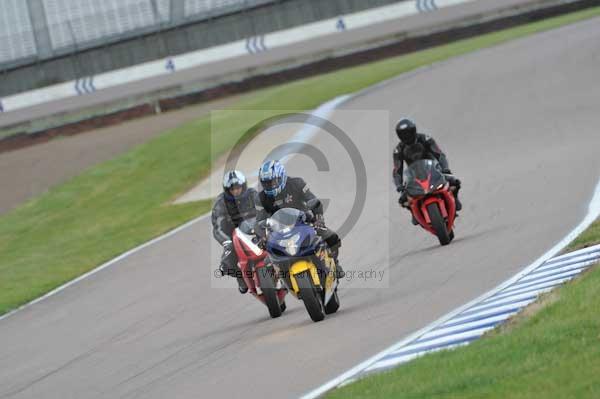 Motorcycle action photographs;Rockingham;Rockingham photographs;Trackday digital images;event digital images;eventdigitalimages;no limits trackday;peter wileman photography;rockingham corby northamptonshire;trackday;trackday photos