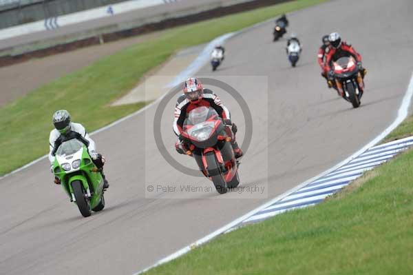 Motorcycle action photographs;Rockingham;Rockingham photographs;Trackday digital images;event digital images;eventdigitalimages;no limits trackday;peter wileman photography;rockingham corby northamptonshire;trackday;trackday photos