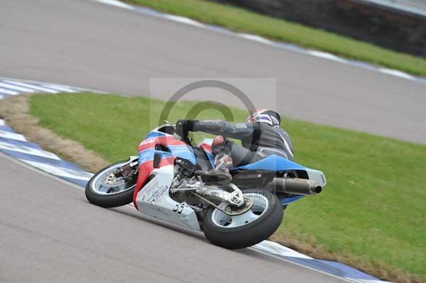 Motorcycle action photographs;Rockingham;Rockingham photographs;Trackday digital images;event digital images;eventdigitalimages;no limits trackday;peter wileman photography;rockingham corby northamptonshire;trackday;trackday photos