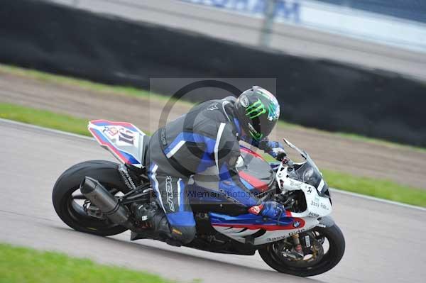 Motorcycle action photographs;Rockingham;Rockingham photographs;Trackday digital images;event digital images;eventdigitalimages;no limits trackday;peter wileman photography;rockingham corby northamptonshire;trackday;trackday photos