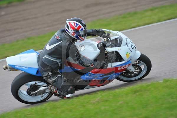Motorcycle action photographs;Rockingham;Rockingham photographs;Trackday digital images;event digital images;eventdigitalimages;no limits trackday;peter wileman photography;rockingham corby northamptonshire;trackday;trackday photos