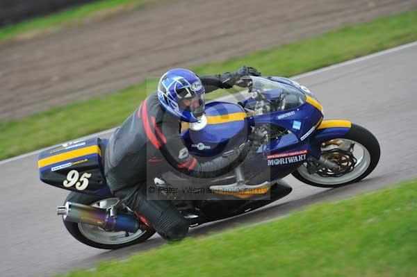 Motorcycle action photographs;Rockingham;Rockingham photographs;Trackday digital images;event digital images;eventdigitalimages;no limits trackday;peter wileman photography;rockingham corby northamptonshire;trackday;trackday photos