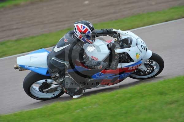 Motorcycle action photographs;Rockingham;Rockingham photographs;Trackday digital images;event digital images;eventdigitalimages;no limits trackday;peter wileman photography;rockingham corby northamptonshire;trackday;trackday photos