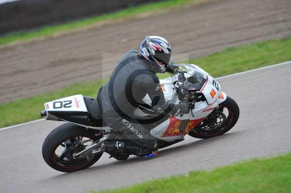 Motorcycle action photographs;Rockingham;Rockingham photographs;Trackday digital images;event digital images;eventdigitalimages;no limits trackday;peter wileman photography;rockingham corby northamptonshire;trackday;trackday photos