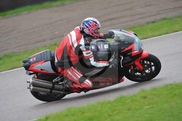 Motorcycle action photographs;Rockingham;Rockingham photographs;Trackday digital images;event digital images;eventdigitalimages;no limits trackday;peter wileman photography;rockingham corby northamptonshire;trackday;trackday photos