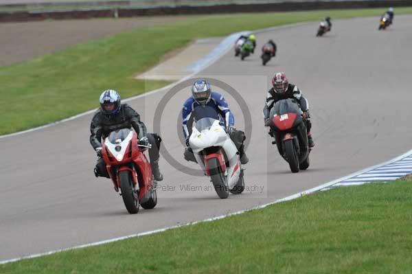 Motorcycle action photographs;Rockingham;Rockingham photographs;Trackday digital images;event digital images;eventdigitalimages;no limits trackday;peter wileman photography;rockingham corby northamptonshire;trackday;trackday photos