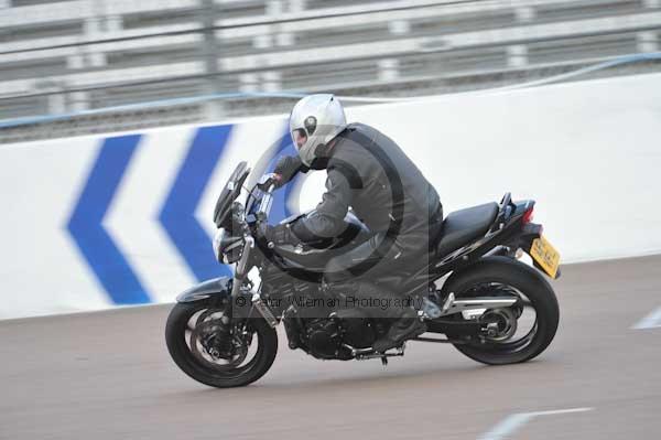 Motorcycle action photographs;Rockingham;Rockingham photographs;Trackday digital images;event digital images;eventdigitalimages;no limits trackday;peter wileman photography;rockingham corby northamptonshire;trackday;trackday photos