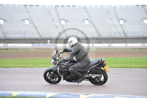 Motorcycle action photographs;Rockingham;Rockingham photographs;Trackday digital images;event digital images;eventdigitalimages;no limits trackday;peter wileman photography;rockingham corby northamptonshire;trackday;trackday photos