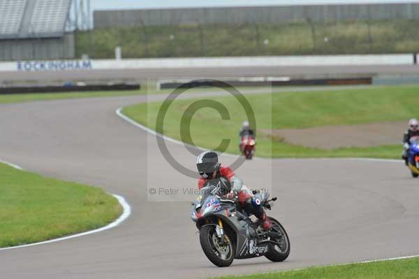 Motorcycle action photographs;Rockingham;Rockingham photographs;Trackday digital images;event digital images;eventdigitalimages;no limits trackday;peter wileman photography;rockingham corby northamptonshire;trackday;trackday photos