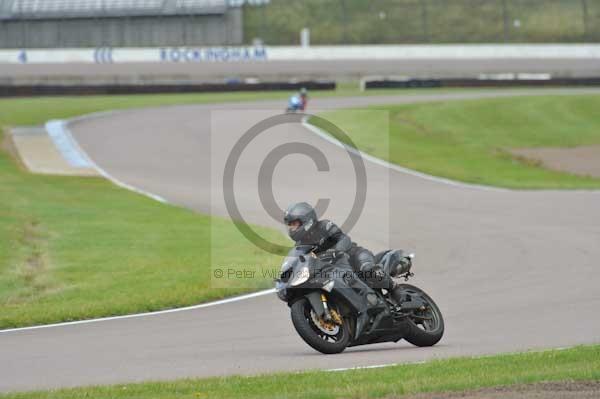 Motorcycle action photographs;Rockingham;Rockingham photographs;Trackday digital images;event digital images;eventdigitalimages;no limits trackday;peter wileman photography;rockingham corby northamptonshire;trackday;trackday photos