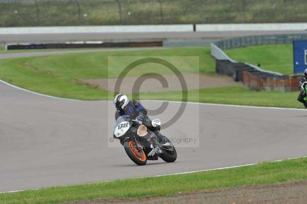 Motorcycle action photographs;Rockingham;Rockingham photographs;Trackday digital images;event digital images;eventdigitalimages;no limits trackday;peter wileman photography;rockingham corby northamptonshire;trackday;trackday photos