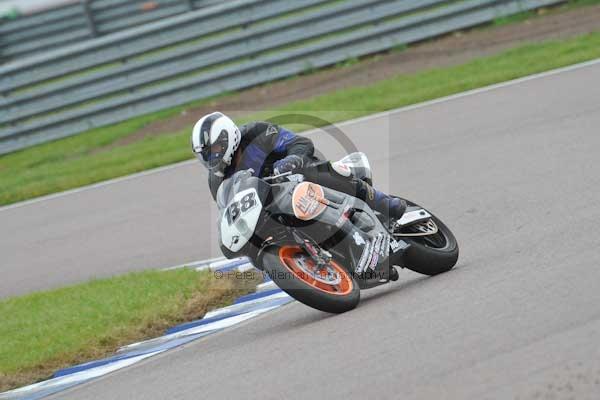 Motorcycle action photographs;Rockingham;Rockingham photographs;Trackday digital images;event digital images;eventdigitalimages;no limits trackday;peter wileman photography;rockingham corby northamptonshire;trackday;trackday photos