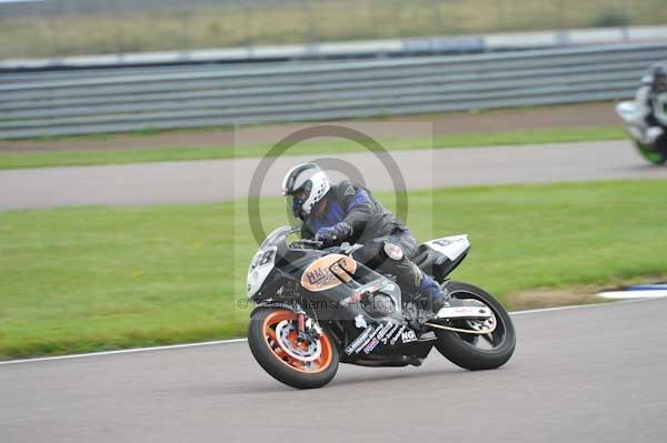 Motorcycle action photographs;Rockingham;Rockingham photographs;Trackday digital images;event digital images;eventdigitalimages;no limits trackday;peter wileman photography;rockingham corby northamptonshire;trackday;trackday photos