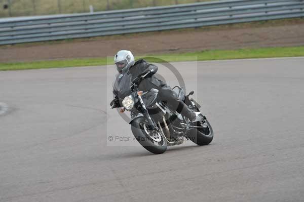 Motorcycle action photographs;Rockingham;Rockingham photographs;Trackday digital images;event digital images;eventdigitalimages;no limits trackday;peter wileman photography;rockingham corby northamptonshire;trackday;trackday photos