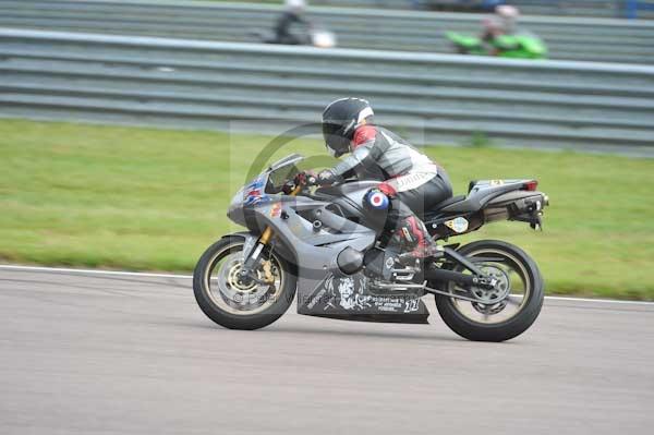 Motorcycle action photographs;Rockingham;Rockingham photographs;Trackday digital images;event digital images;eventdigitalimages;no limits trackday;peter wileman photography;rockingham corby northamptonshire;trackday;trackday photos