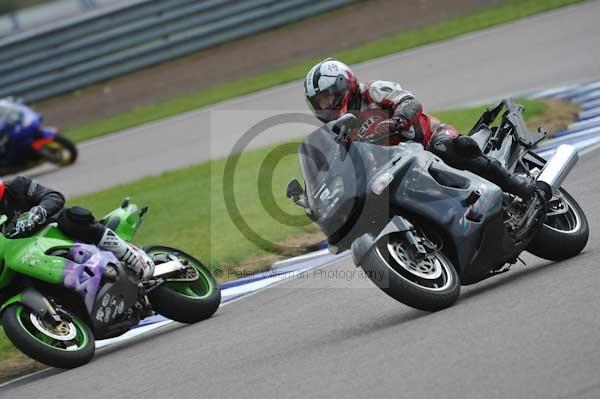 Motorcycle action photographs;Rockingham;Rockingham photographs;Trackday digital images;event digital images;eventdigitalimages;no limits trackday;peter wileman photography;rockingham corby northamptonshire;trackday;trackday photos
