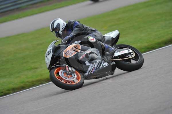 Motorcycle action photographs;Rockingham;Rockingham photographs;Trackday digital images;event digital images;eventdigitalimages;no limits trackday;peter wileman photography;rockingham corby northamptonshire;trackday;trackday photos