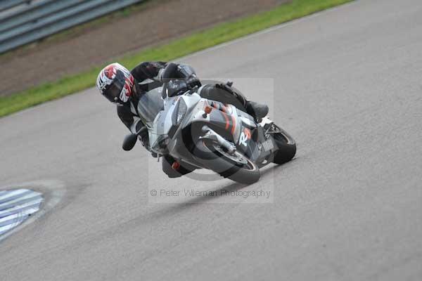Motorcycle action photographs;Rockingham;Rockingham photographs;Trackday digital images;event digital images;eventdigitalimages;no limits trackday;peter wileman photography;rockingham corby northamptonshire;trackday;trackday photos