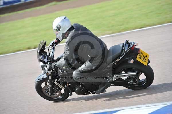Motorcycle action photographs;Rockingham;Rockingham photographs;Trackday digital images;event digital images;eventdigitalimages;no limits trackday;peter wileman photography;rockingham corby northamptonshire;trackday;trackday photos