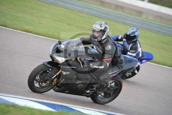 Motorcycle action photographs;Rockingham;Rockingham photographs;Trackday digital images;event digital images;eventdigitalimages;no limits trackday;peter wileman photography;rockingham corby northamptonshire;trackday;trackday photos