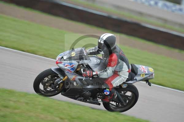Motorcycle action photographs;Rockingham;Rockingham photographs;Trackday digital images;event digital images;eventdigitalimages;no limits trackday;peter wileman photography;rockingham corby northamptonshire;trackday;trackday photos