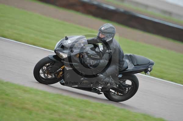 Motorcycle action photographs;Rockingham;Rockingham photographs;Trackday digital images;event digital images;eventdigitalimages;no limits trackday;peter wileman photography;rockingham corby northamptonshire;trackday;trackday photos