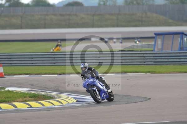 Motorcycle action photographs;Rockingham;Rockingham photographs;Trackday digital images;event digital images;eventdigitalimages;no limits trackday;peter wileman photography;rockingham corby northamptonshire;trackday;trackday photos