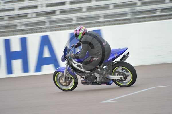 Motorcycle action photographs;Rockingham;Rockingham photographs;Trackday digital images;event digital images;eventdigitalimages;no limits trackday;peter wileman photography;rockingham corby northamptonshire;trackday;trackday photos