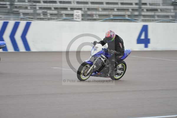 Motorcycle action photographs;Rockingham;Rockingham photographs;Trackday digital images;event digital images;eventdigitalimages;no limits trackday;peter wileman photography;rockingham corby northamptonshire;trackday;trackday photos