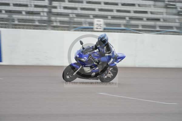 Motorcycle action photographs;Rockingham;Rockingham photographs;Trackday digital images;event digital images;eventdigitalimages;no limits trackday;peter wileman photography;rockingham corby northamptonshire;trackday;trackday photos