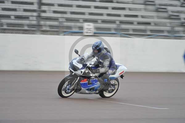 Motorcycle action photographs;Rockingham;Rockingham photographs;Trackday digital images;event digital images;eventdigitalimages;no limits trackday;peter wileman photography;rockingham corby northamptonshire;trackday;trackday photos