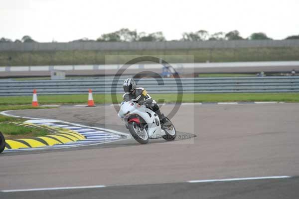 Motorcycle action photographs;Rockingham;Rockingham photographs;Trackday digital images;event digital images;eventdigitalimages;no limits trackday;peter wileman photography;rockingham corby northamptonshire;trackday;trackday photos