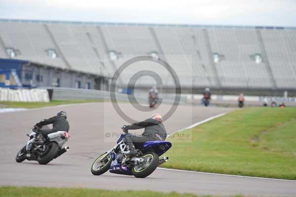 Motorcycle action photographs;Rockingham;Rockingham photographs;Trackday digital images;event digital images;eventdigitalimages;no limits trackday;peter wileman photography;rockingham corby northamptonshire;trackday;trackday photos