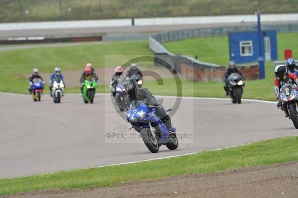 Motorcycle action photographs;Rockingham;Rockingham photographs;Trackday digital images;event digital images;eventdigitalimages;no limits trackday;peter wileman photography;rockingham corby northamptonshire;trackday;trackday photos