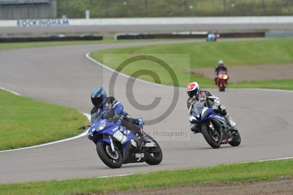 Motorcycle action photographs;Rockingham;Rockingham photographs;Trackday digital images;event digital images;eventdigitalimages;no limits trackday;peter wileman photography;rockingham corby northamptonshire;trackday;trackday photos