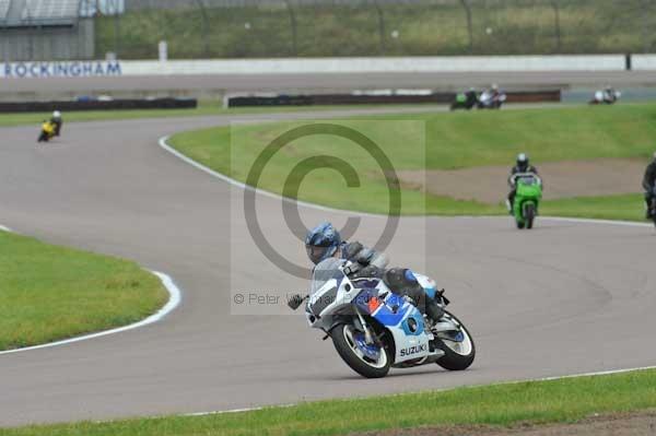 Motorcycle action photographs;Rockingham;Rockingham photographs;Trackday digital images;event digital images;eventdigitalimages;no limits trackday;peter wileman photography;rockingham corby northamptonshire;trackday;trackday photos