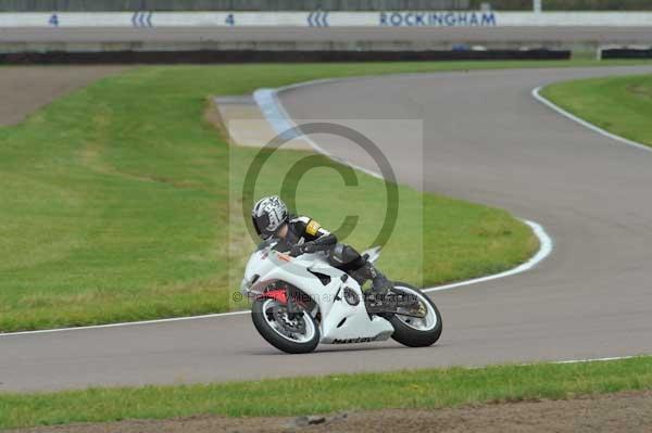 Motorcycle action photographs;Rockingham;Rockingham photographs;Trackday digital images;event digital images;eventdigitalimages;no limits trackday;peter wileman photography;rockingham corby northamptonshire;trackday;trackday photos