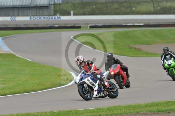Motorcycle action photographs;Rockingham;Rockingham photographs;Trackday digital images;event digital images;eventdigitalimages;no limits trackday;peter wileman photography;rockingham corby northamptonshire;trackday;trackday photos