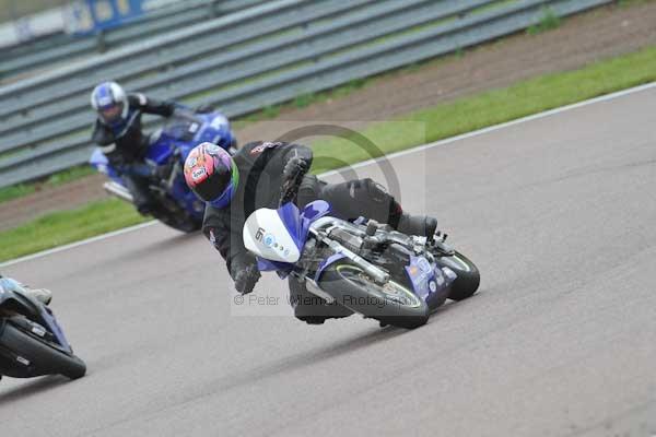 Motorcycle action photographs;Rockingham;Rockingham photographs;Trackday digital images;event digital images;eventdigitalimages;no limits trackday;peter wileman photography;rockingham corby northamptonshire;trackday;trackday photos