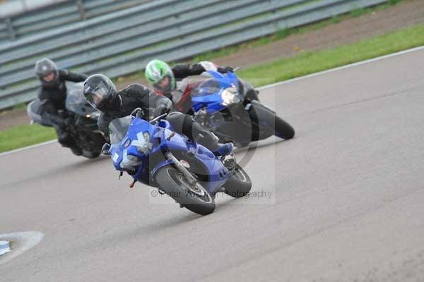 Motorcycle action photographs;Rockingham;Rockingham photographs;Trackday digital images;event digital images;eventdigitalimages;no limits trackday;peter wileman photography;rockingham corby northamptonshire;trackday;trackday photos