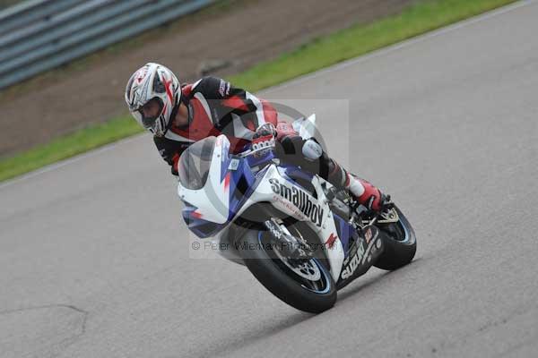 Motorcycle action photographs;Rockingham;Rockingham photographs;Trackday digital images;event digital images;eventdigitalimages;no limits trackday;peter wileman photography;rockingham corby northamptonshire;trackday;trackday photos