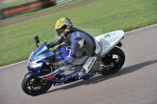 Motorcycle action photographs;Rockingham;Rockingham photographs;Trackday digital images;event digital images;eventdigitalimages;no limits trackday;peter wileman photography;rockingham corby northamptonshire;trackday;trackday photos