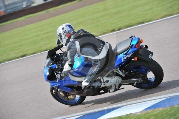 Motorcycle action photographs;Rockingham;Rockingham photographs;Trackday digital images;event digital images;eventdigitalimages;no limits trackday;peter wileman photography;rockingham corby northamptonshire;trackday;trackday photos
