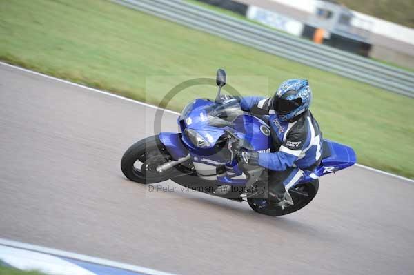 Motorcycle action photographs;Rockingham;Rockingham photographs;Trackday digital images;event digital images;eventdigitalimages;no limits trackday;peter wileman photography;rockingham corby northamptonshire;trackday;trackday photos