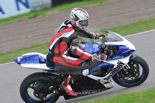 Motorcycle action photographs;Rockingham;Rockingham photographs;Trackday digital images;event digital images;eventdigitalimages;no limits trackday;peter wileman photography;rockingham corby northamptonshire;trackday;trackday photos