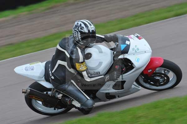 Motorcycle action photographs;Rockingham;Rockingham photographs;Trackday digital images;event digital images;eventdigitalimages;no limits trackday;peter wileman photography;rockingham corby northamptonshire;trackday;trackday photos