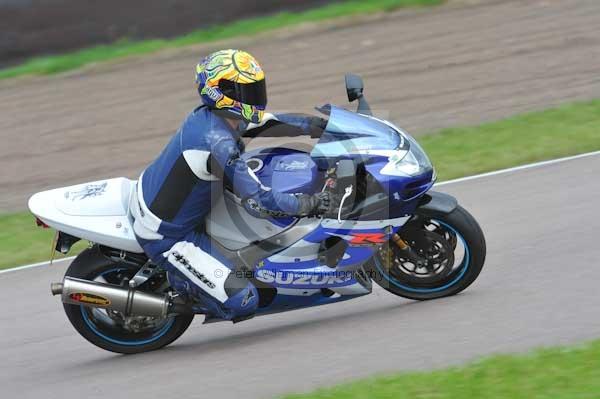 Motorcycle action photographs;Rockingham;Rockingham photographs;Trackday digital images;event digital images;eventdigitalimages;no limits trackday;peter wileman photography;rockingham corby northamptonshire;trackday;trackday photos