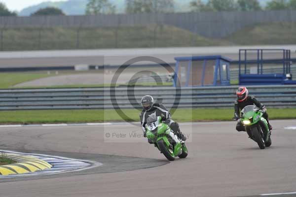 Motorcycle action photographs;Rockingham;Rockingham photographs;Trackday digital images;event digital images;eventdigitalimages;no limits trackday;peter wileman photography;rockingham corby northamptonshire;trackday;trackday photos